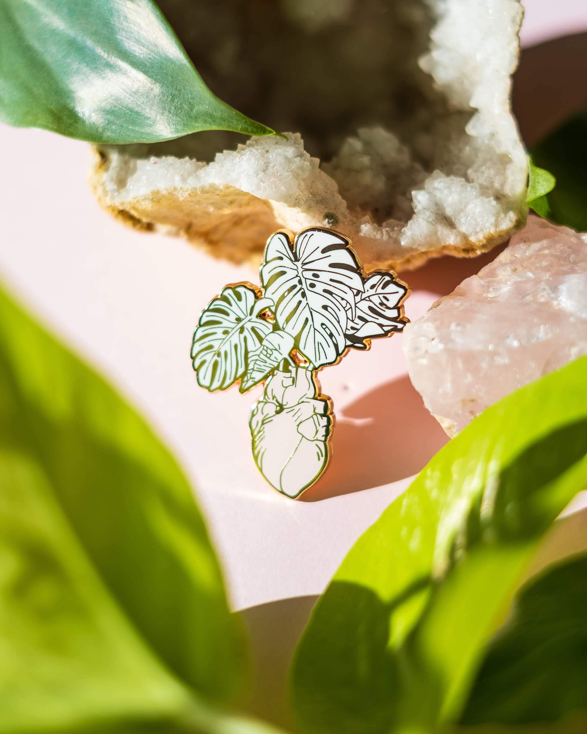 Plantlover enamel pin - plantsnobiety