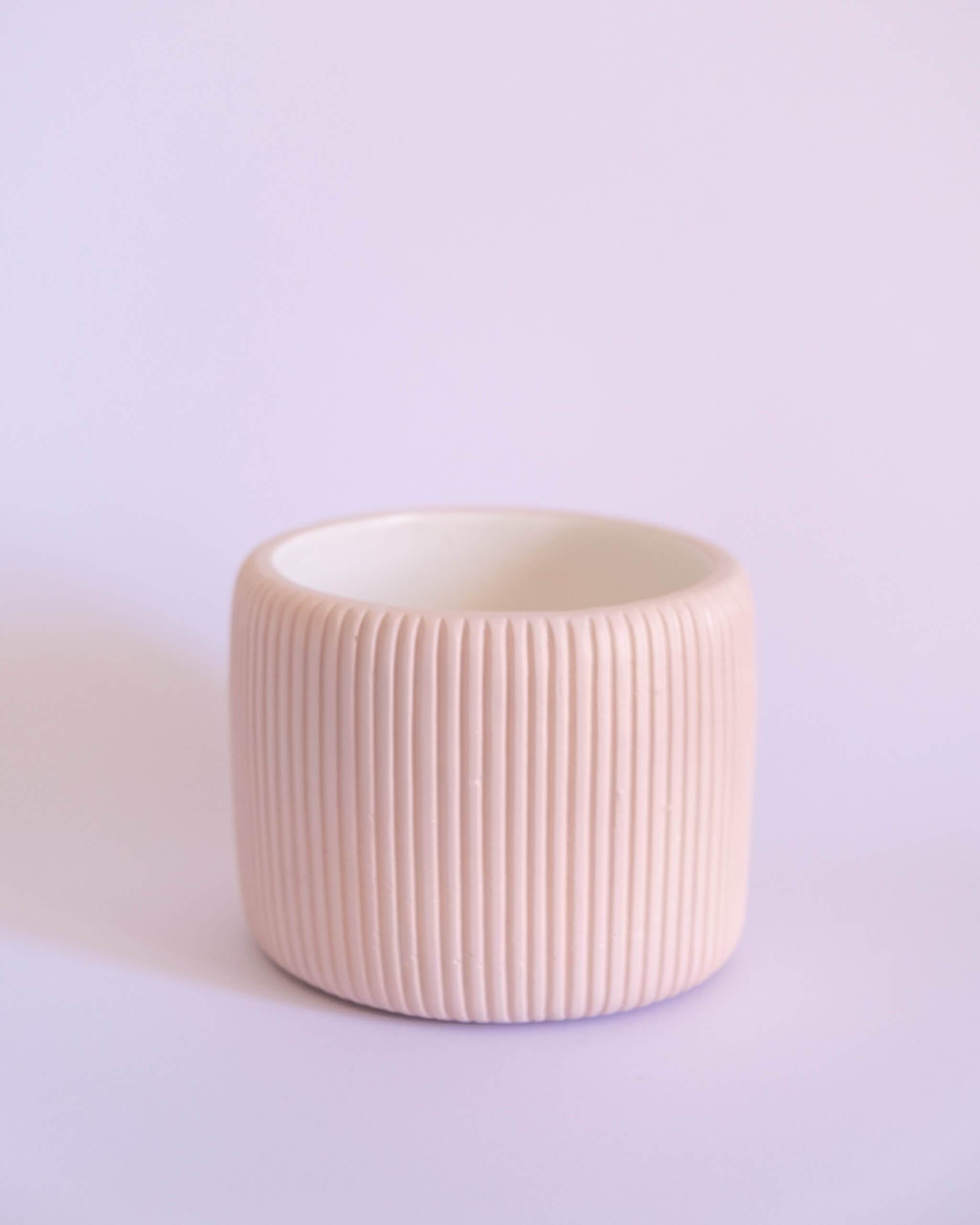 Round Ribbed Pot (M) - plantsnobiety