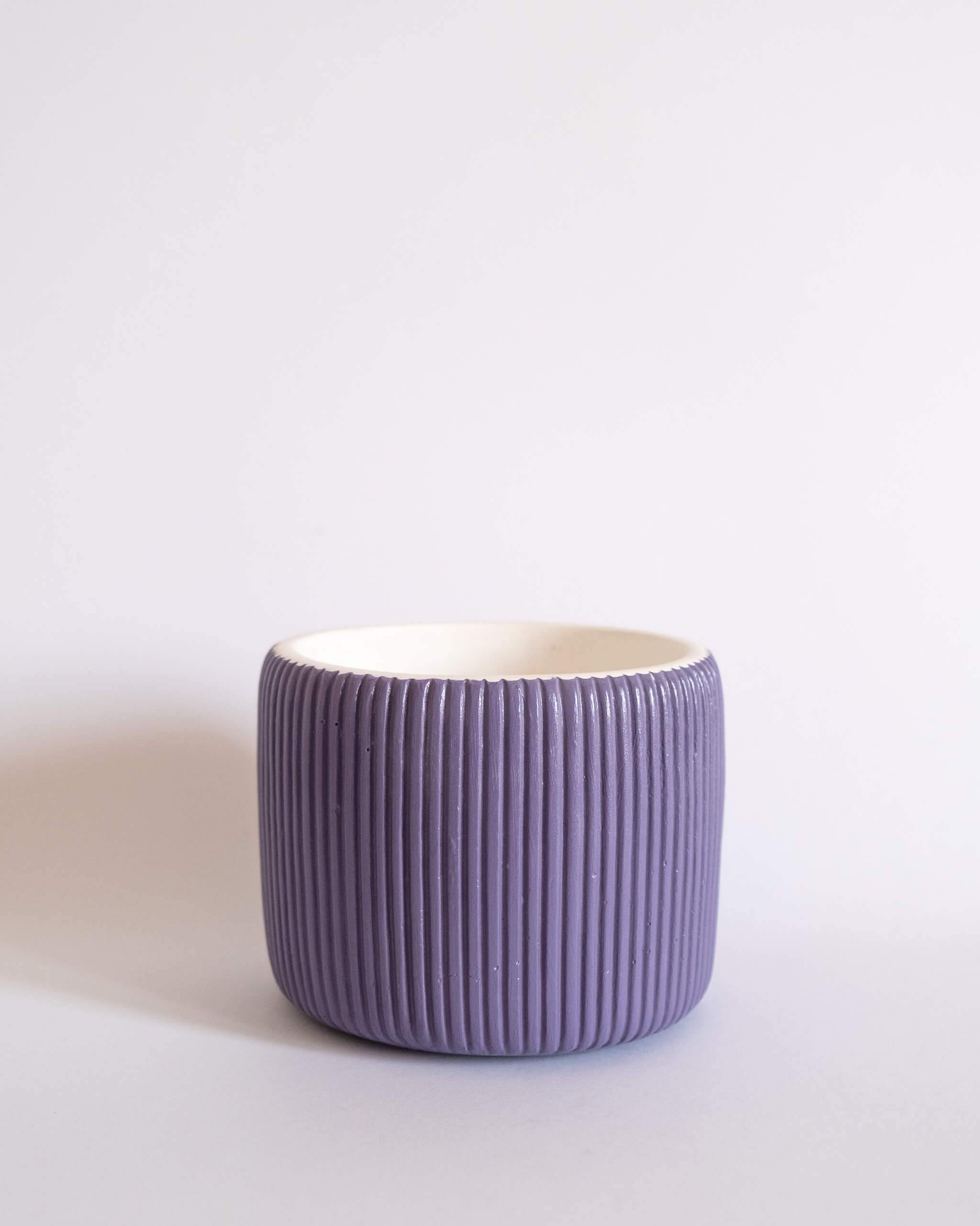 Round Ribbed Pot (M) - plantsnobiety