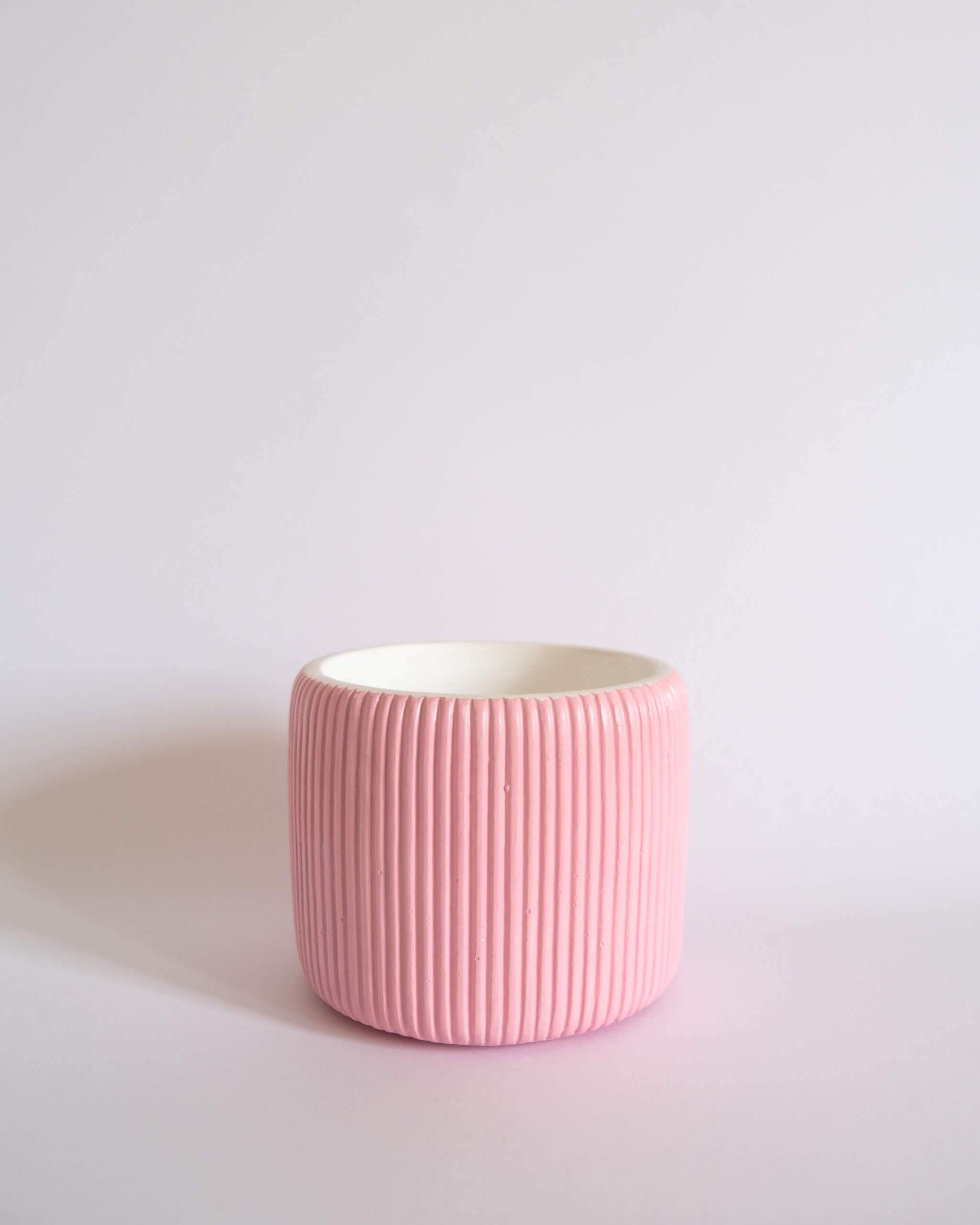 Round Ribbed Pot (M) - plantsnobiety