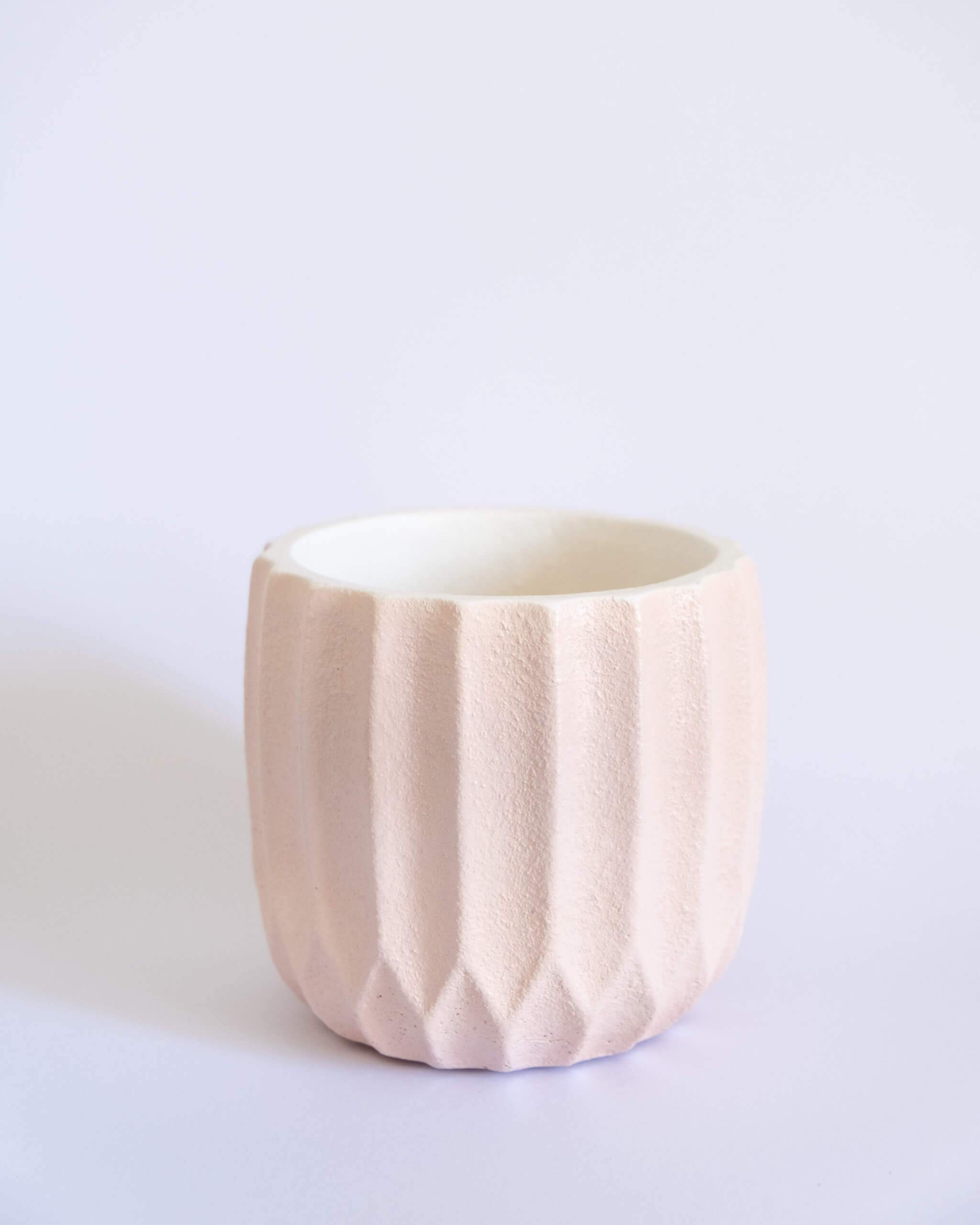 Textured Nordic Pot (M) - plantsnobiety